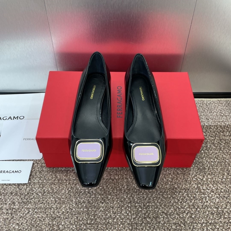 Ferragamo flat shoes